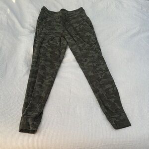 lululemon athletica Camouflage Joggers - Black and Gray